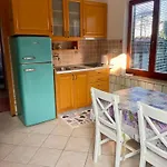 Kolorcek Apartment