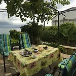 Kolorcek Apartment