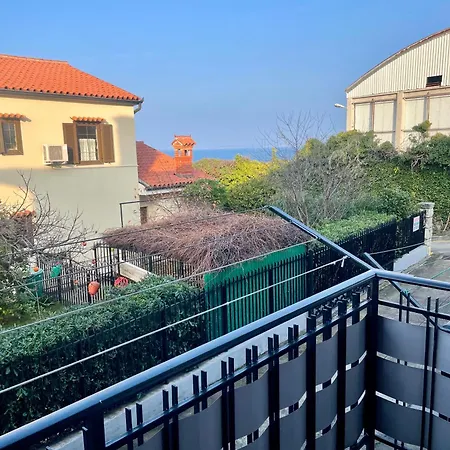 Apartment Kolorcek *