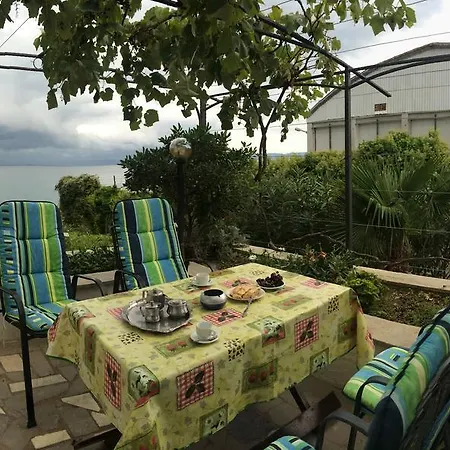 Kolorcek Apartment